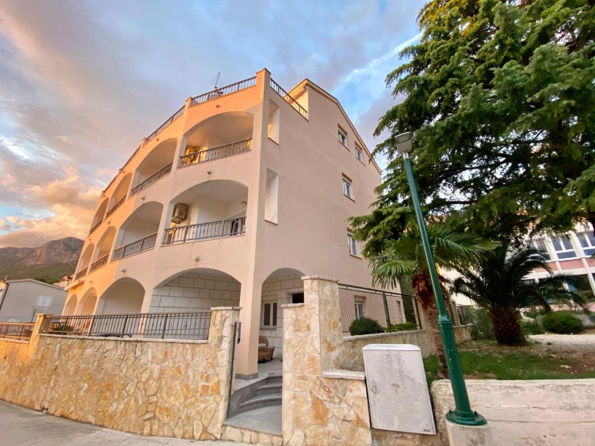 Apartments Grozdana Gradac  Exterior foto